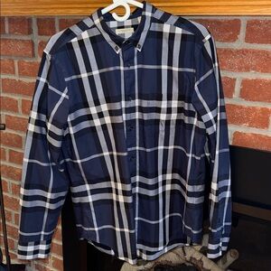 Burberry Brit Classic Plaid button down in navy, black and white sz Large - EUC